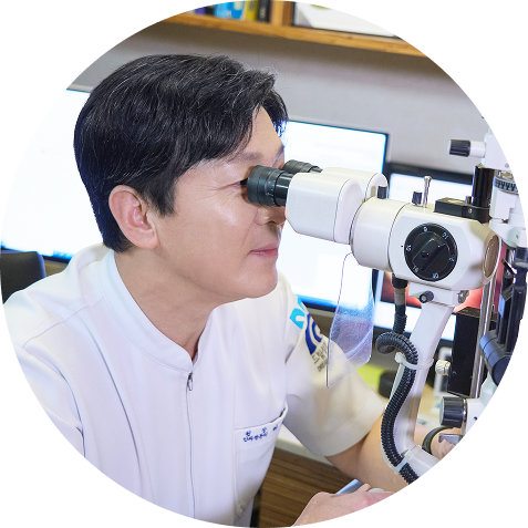 40세 이후의 노안과 발병 위험 높은 안질환 체크