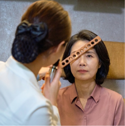 타각적 굴절 검사